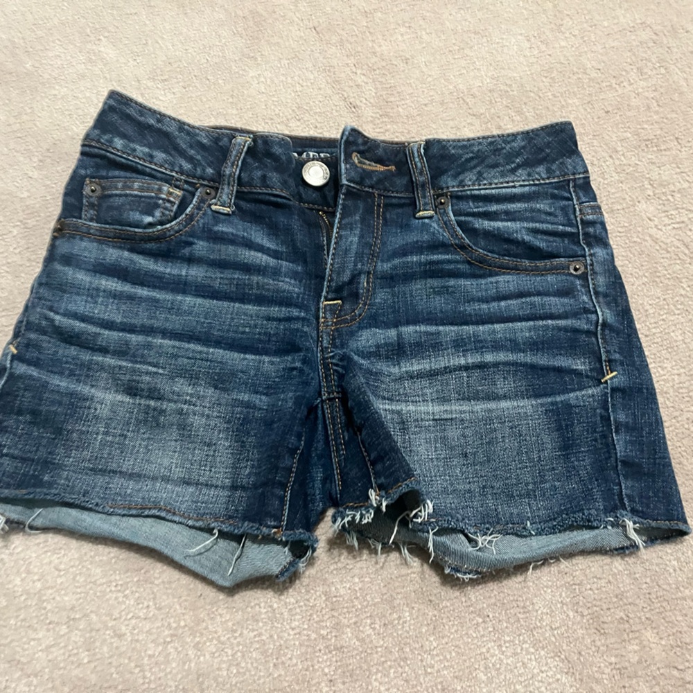 American Eagle Outfitters Blue Jean Shorts Distressed Style
